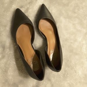 Vince Camuto Kitten heel pointy pumps